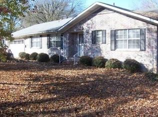 305 E 6th St, Russellville, AR 72801