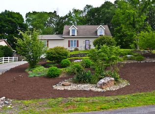 14 Dale Dr, Mountain Top, PA 18707