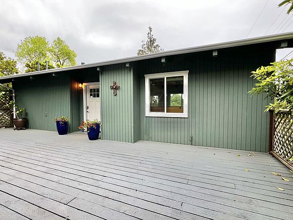 2nd image of 548 Monterey Dr