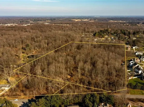 Hartman Rd, Wadsworth, OH 44281