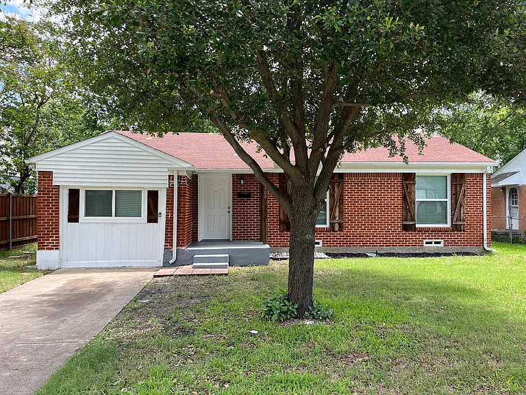 10608 Cayuga Dr — Photo 3