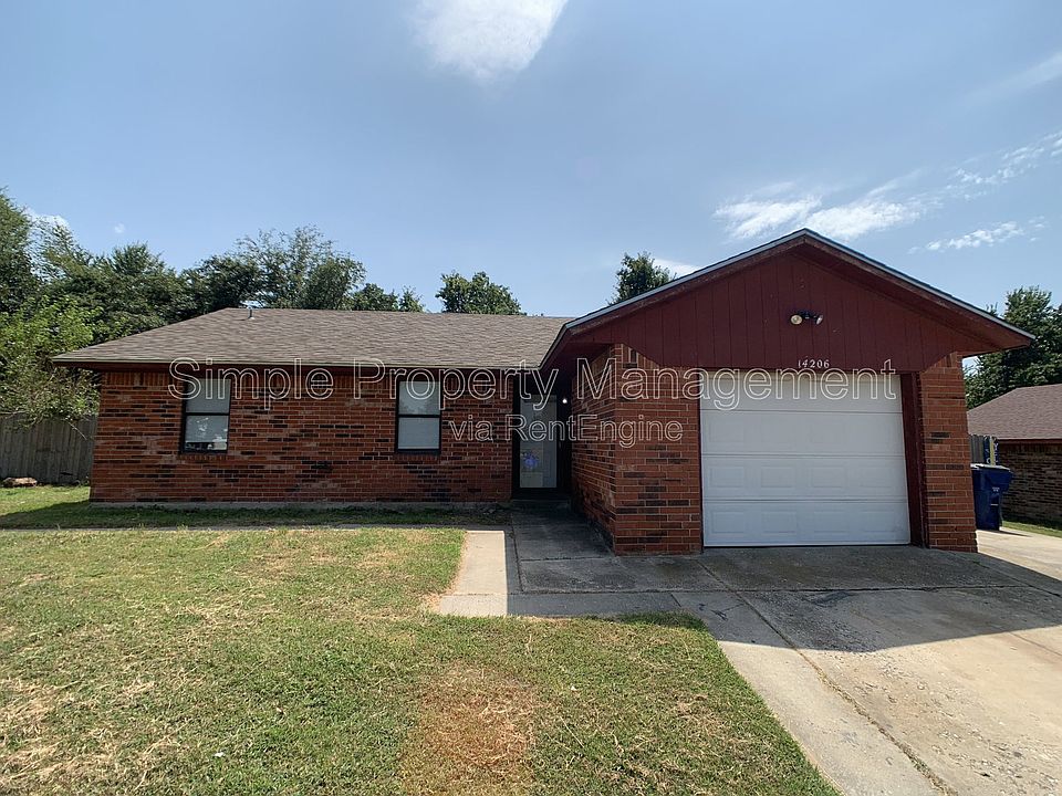 1st image of 14206 NE 4th St