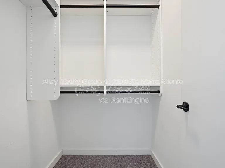 1463 La France St NE #8 — Photo 24