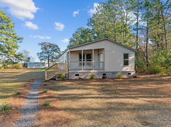 212 Langham Ct, Moncks Corner, SC 29461
