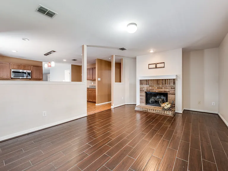6504 Corral Ln — Photo 8
