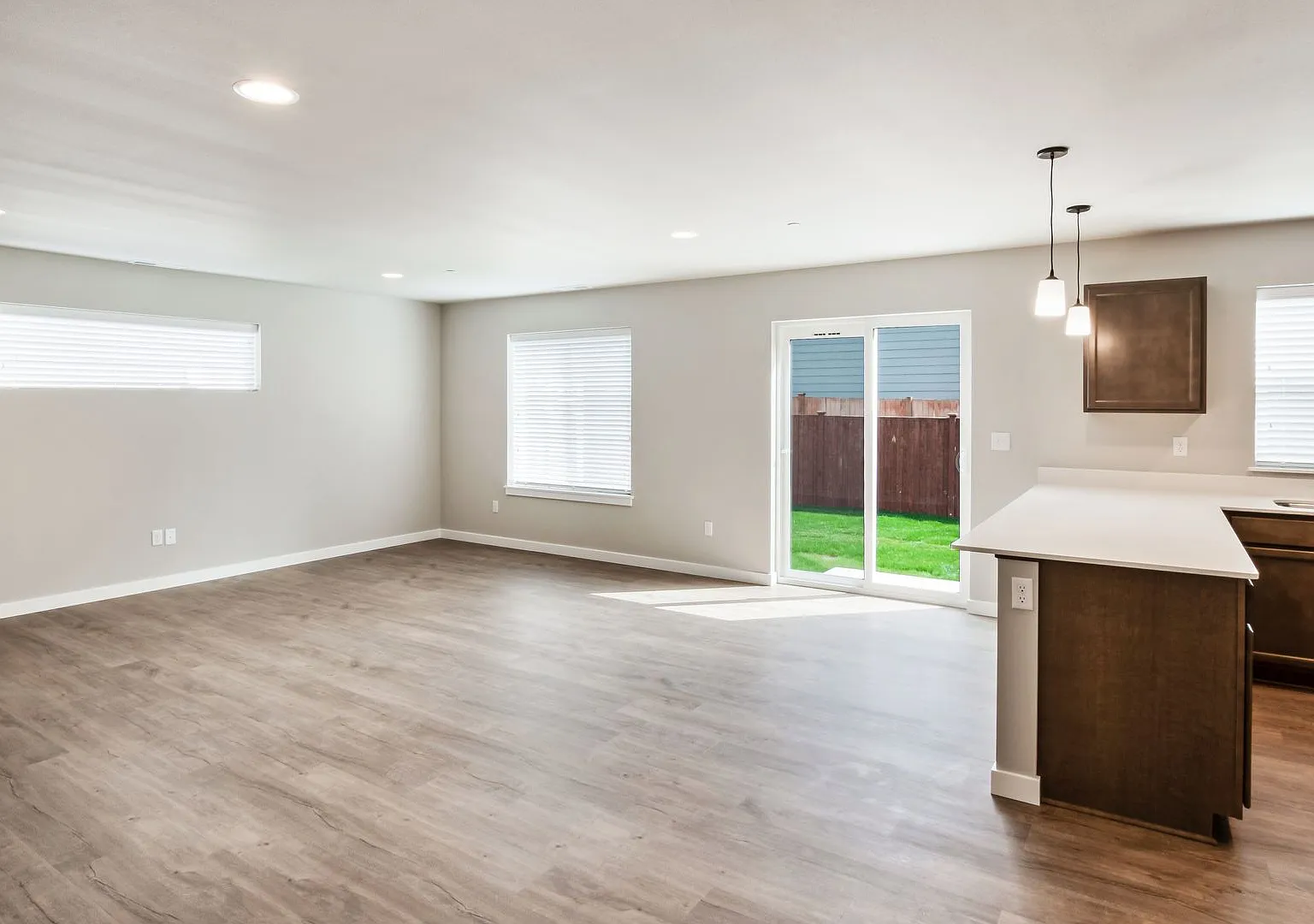 Newly Built 5BD 2.5BA in LSSD — Photo 2