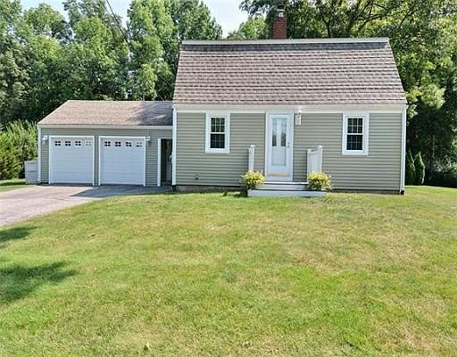 4th image of 43 Coolidge Ave