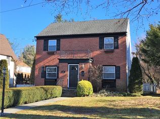 166 Gaylor Rd, Scarsdale, NY 10583