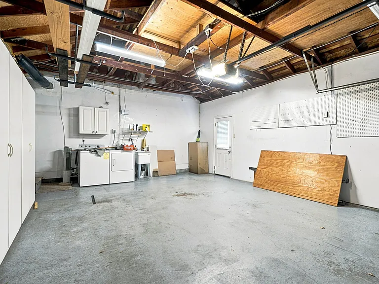 2176 Morello Ave — Photo 14
