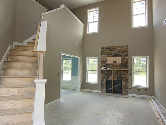 5th image of 104 Madalyn Ct