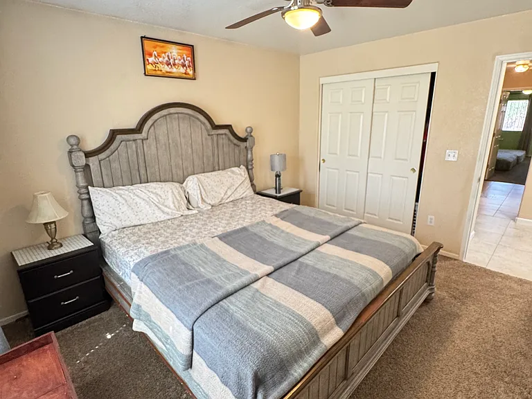 2226 N Vernal Ave — Photo 17