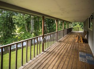 137 Green Reeson Rd, Sugar Grove, NC 28679