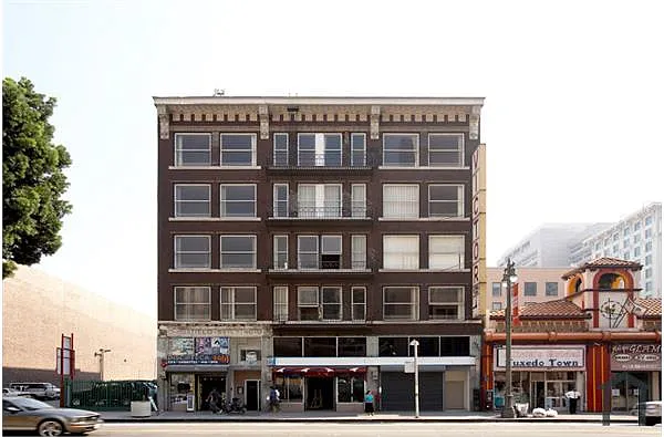 Building Photo - 242 S Broadway