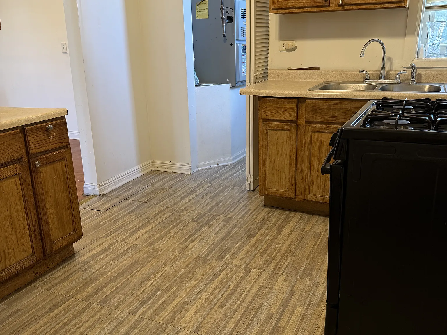 3 bed, $1,700 — Photo 4