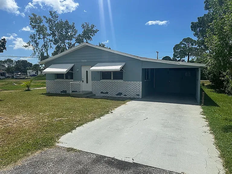 5405 Leisure Ln — Photo 1