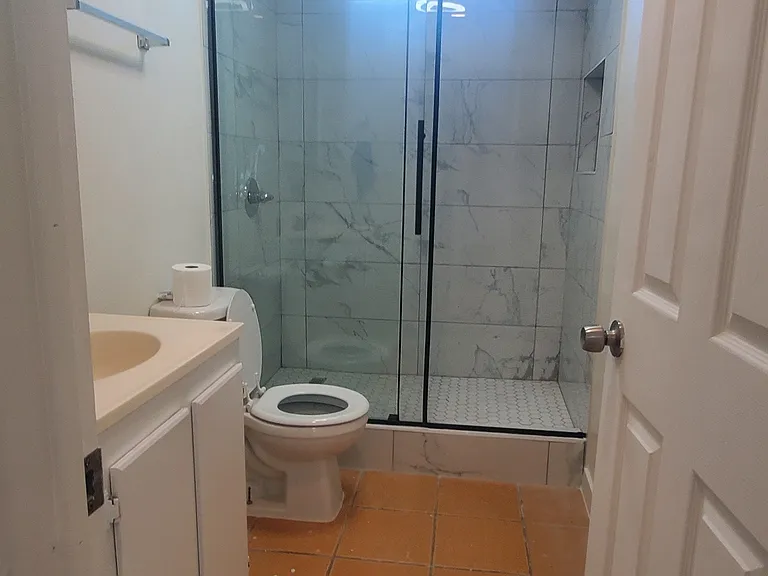 566 E Fernleaf Ave #B — Photo 19