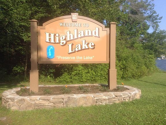 Highland lake