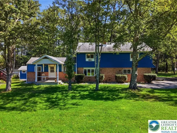 2206 Benders Dr, Bath, PA 18014