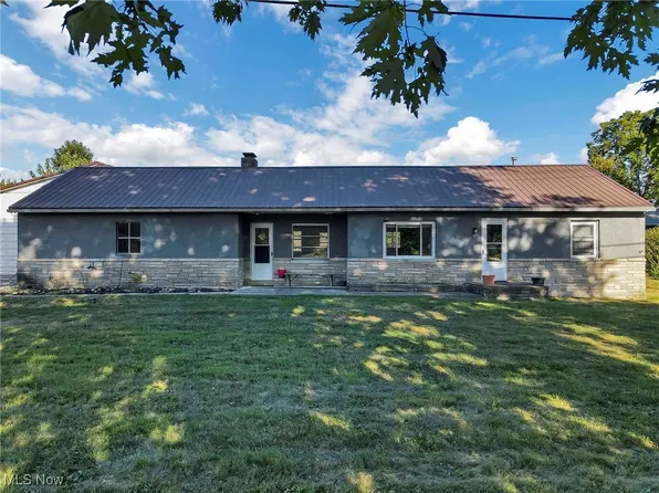 5636 Old Logan Rd SE, Lancaster, OH 43130