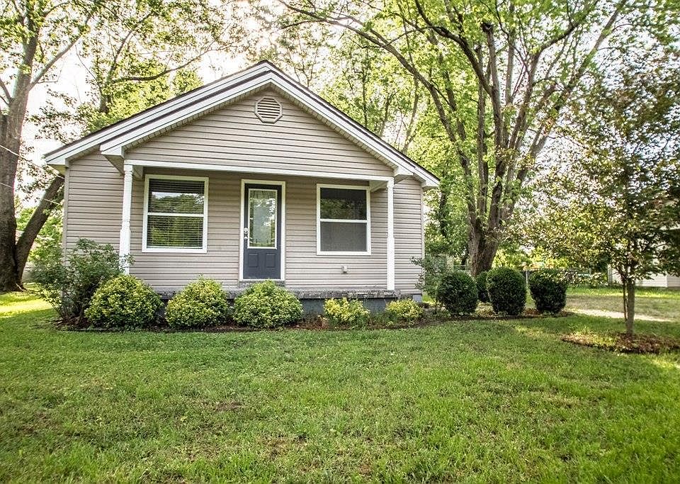 1st image of 2669 Thomas St