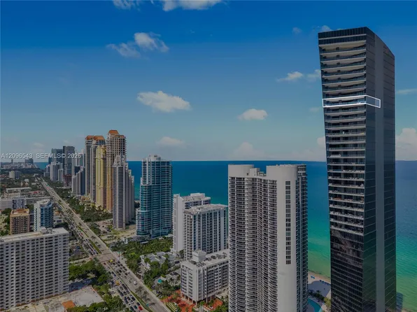 17141 Collins Ave #4202, Sunny Isles Beach, FL 33160