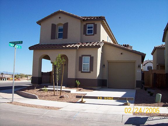 Taken 2/24/07...wrong date on camera