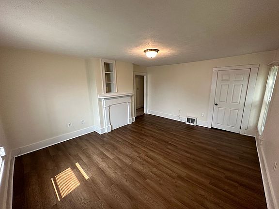 2nd image of 218 College Ave #B