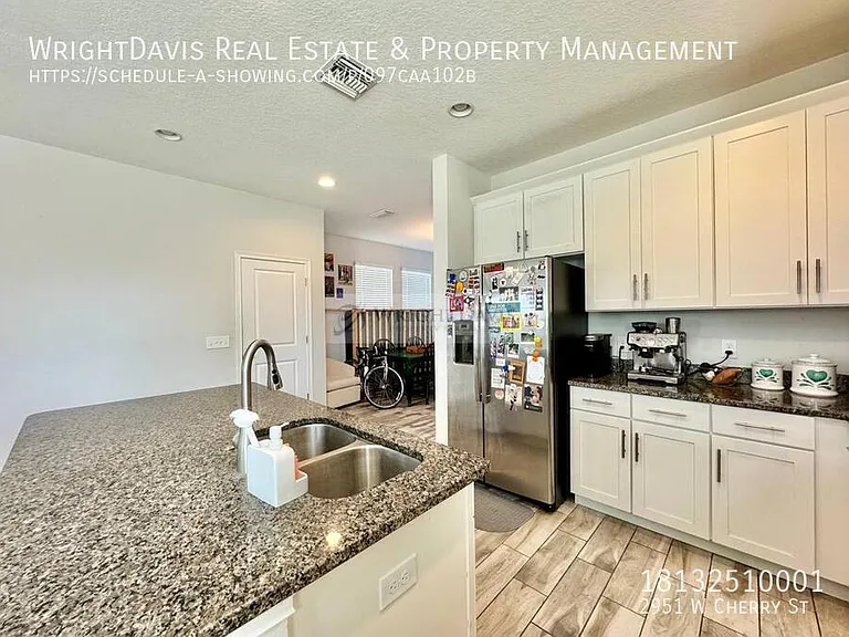 2951 W Cherry St — Photo 11