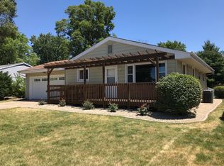 810 S Cottage Ave, Normal, IL 61761