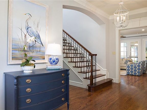 2nd image of 6708 Park Ln