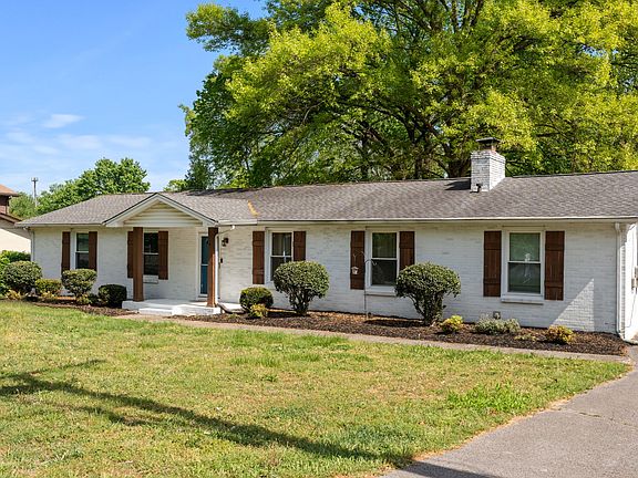 2nd image of 444 Foothill Dr