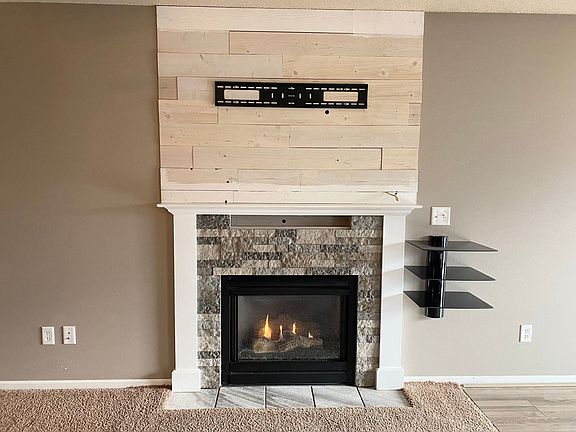 4th image of 524 Sicily Ct