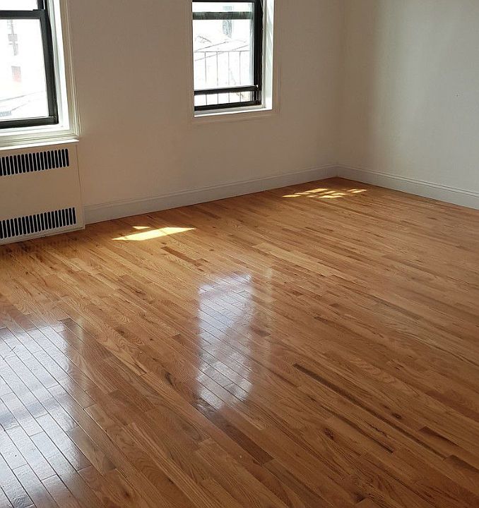 2nd image of 2300 Ocean Ave Ste 1