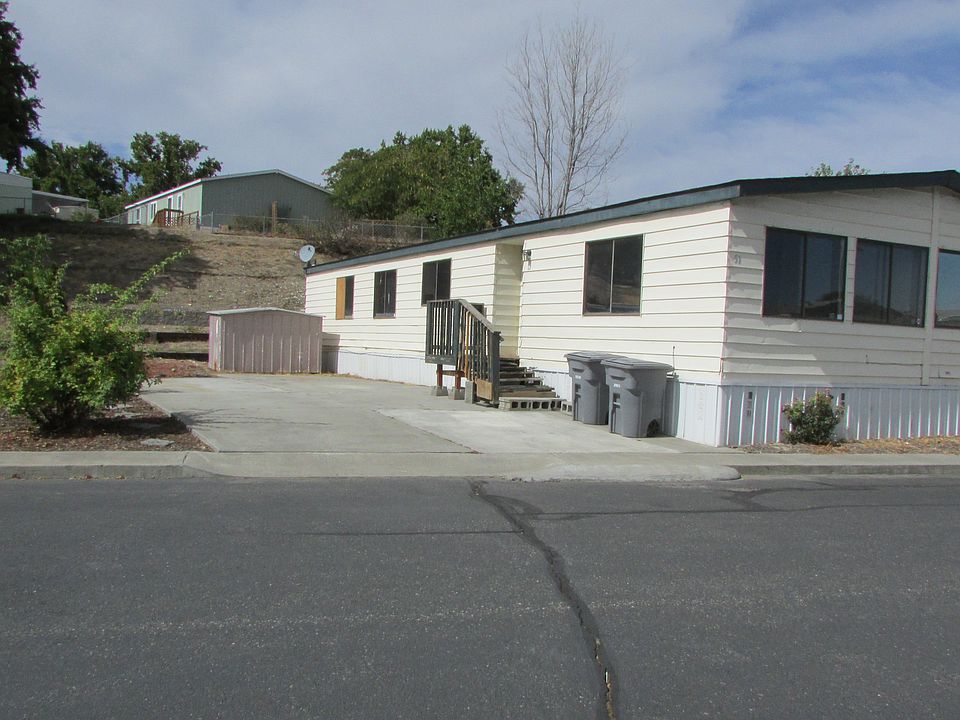 1st image of 51 Galaxy Ln