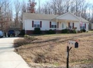 510 Poplar Bend Dr, Dickson, TN 37055