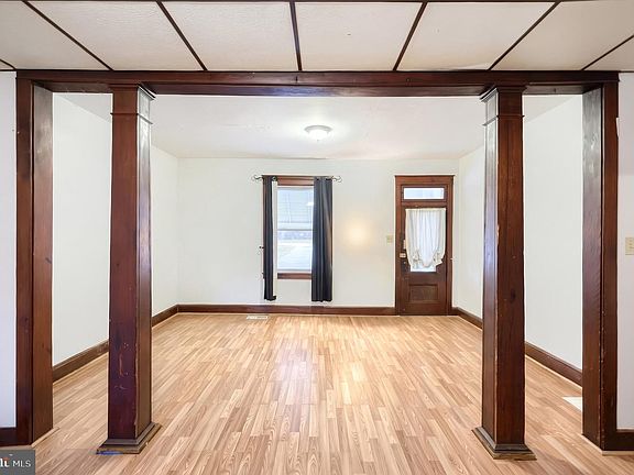 4th image of 332 Atlantic Ave