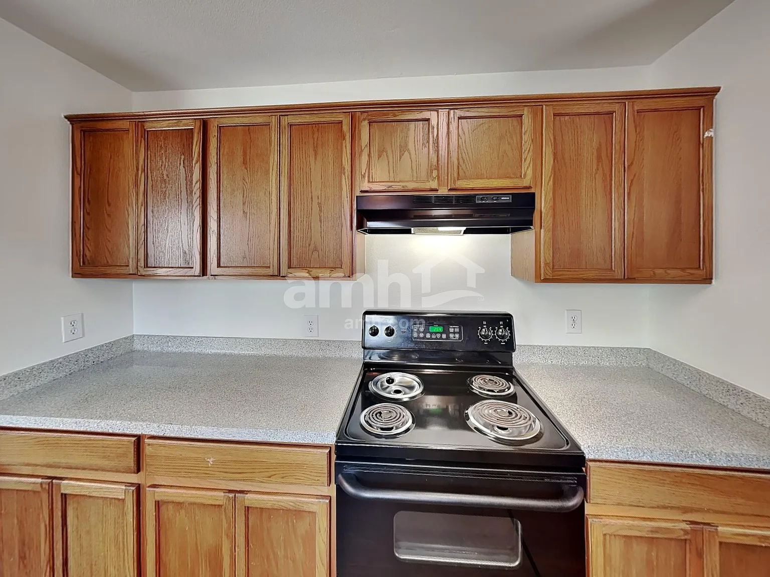 3 bed, 2.0 bath, 1248 sqft, $1,595 — Photo 3