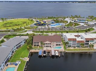 4206 SE 20th Pl APT 105, Cape Coral, FL 33904