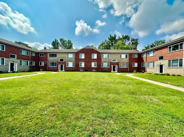 The Apartments at Nagel Avenue