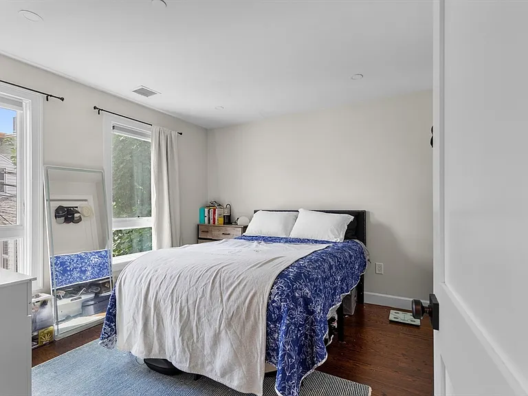 303 Silver St #1 — Photo 7