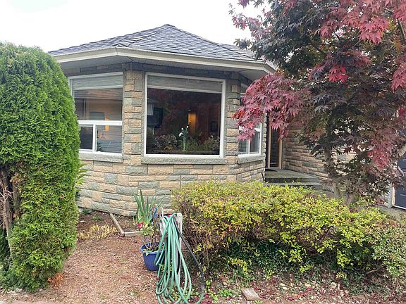 3rd image of 8092 Forbes St
