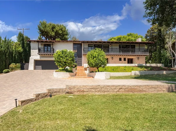 1501 Foothill Blvd, Santa Ana, CA 92705