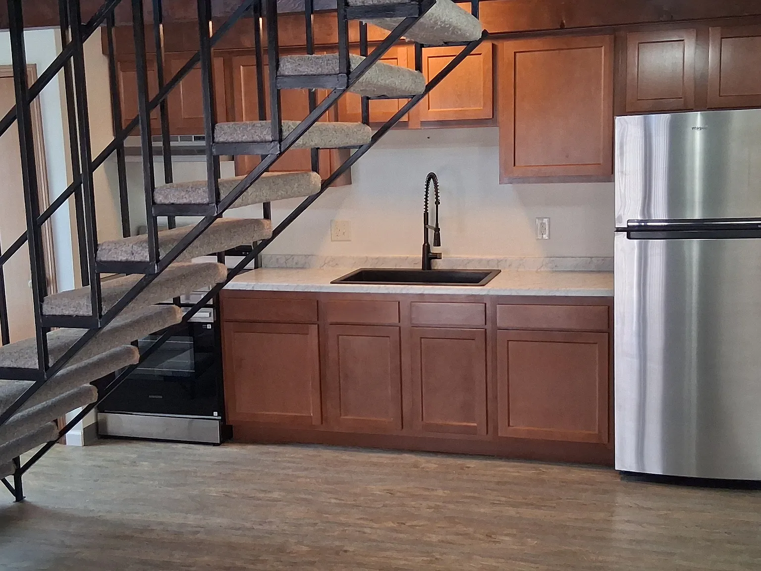 1 bed, 700 sqft, $800 — Photo 2