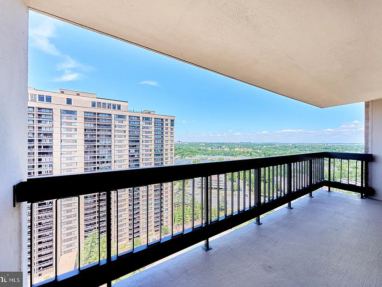3705 George Mason Dr #2102S — Photo 20