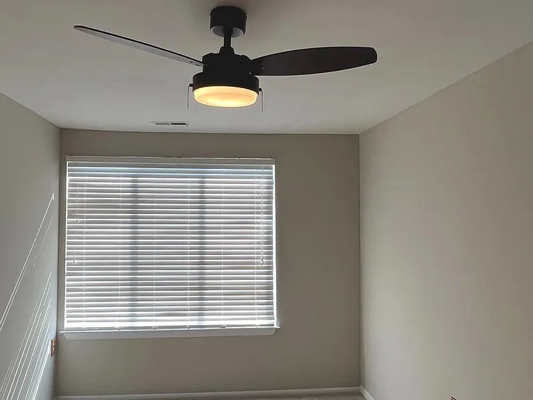 18130 Chalet Dr #8-303 — Photo 15