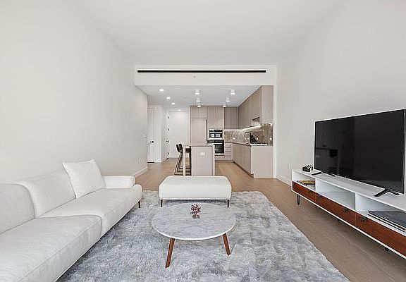 5th image of 510 Driggs Ave #4G