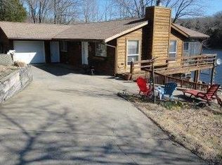 1324 Little John Dr, Lake Sherwood, MO 63357