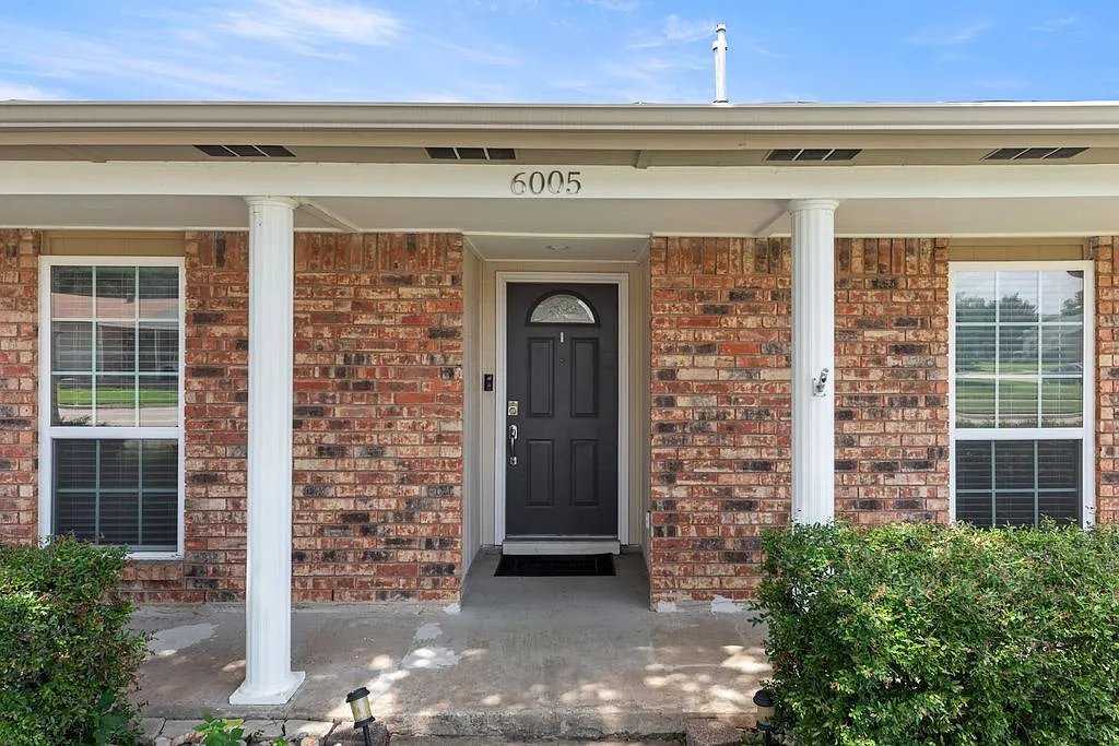 3 bed, 1934 sqft, $2,500 — Photo 3