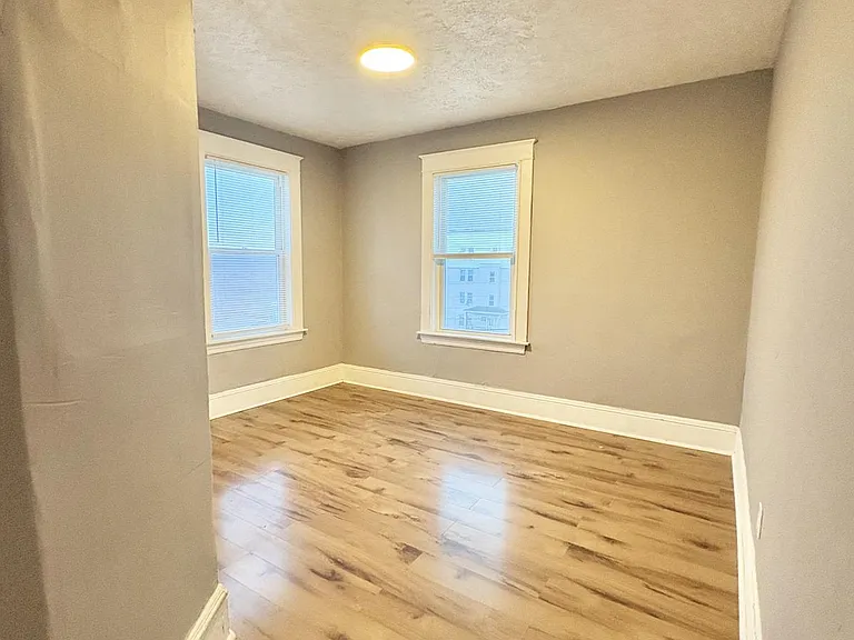109 Birch St #3 — Photo 8