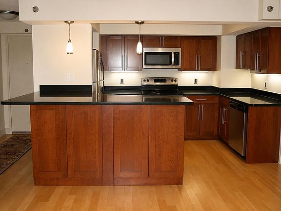 3rd image of 1600 Beacon St APT 701